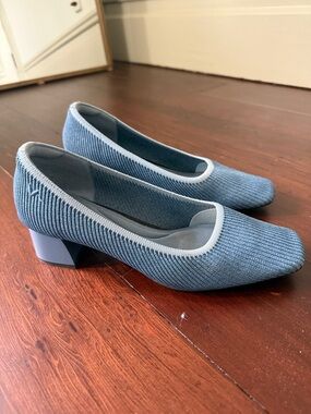 Ribbed Knit Low Block-Heel Pumps in Slate Blue